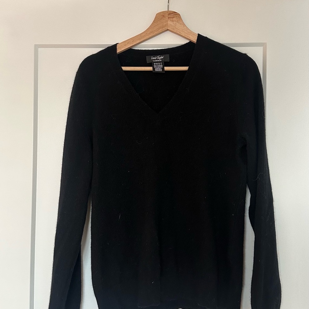 Cashmere Black V-Neck Sweater